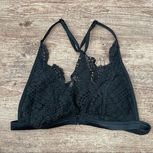 Victoria's Secret Black Lace Razorback Bralette Size XS